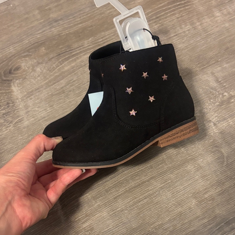 Cat & Jack Black Kids Boots with Star Accents